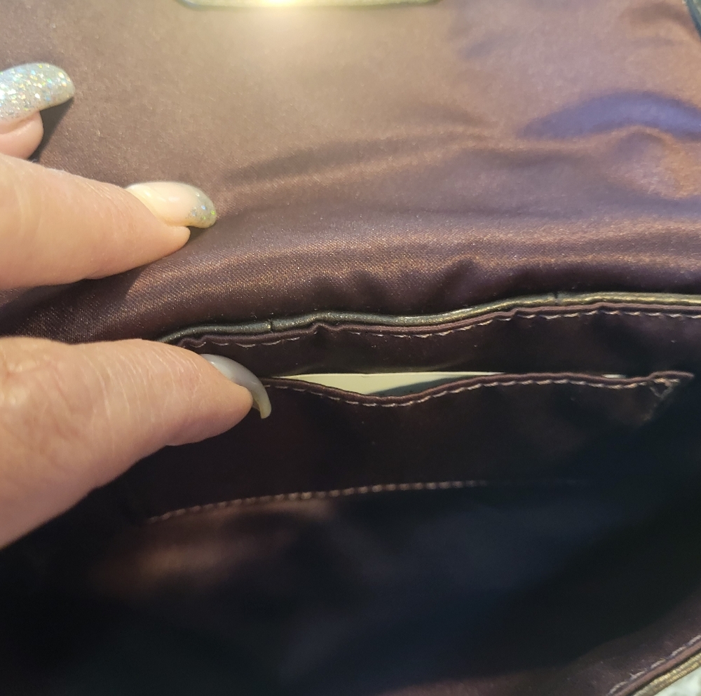 Coach wristlet - Picture 4 of 8